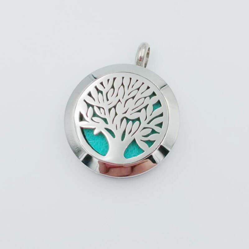 Hollow Tree of Life Aromatherapy Pendant Perfume Necklace Diffuser Photo Box 316L Titanium Steel Jewelry actory Direct Sale