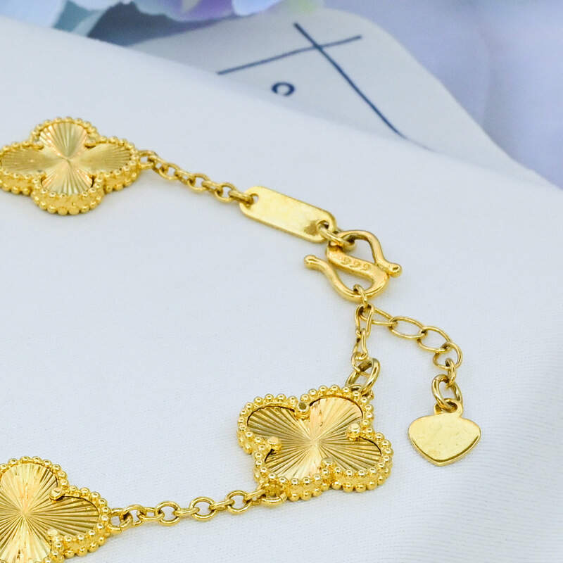 Gold copper alloy five-flowered clover gold store same style jewelry laser alluvial gold four-leaf clover bracelet for women 24k (6).jpg