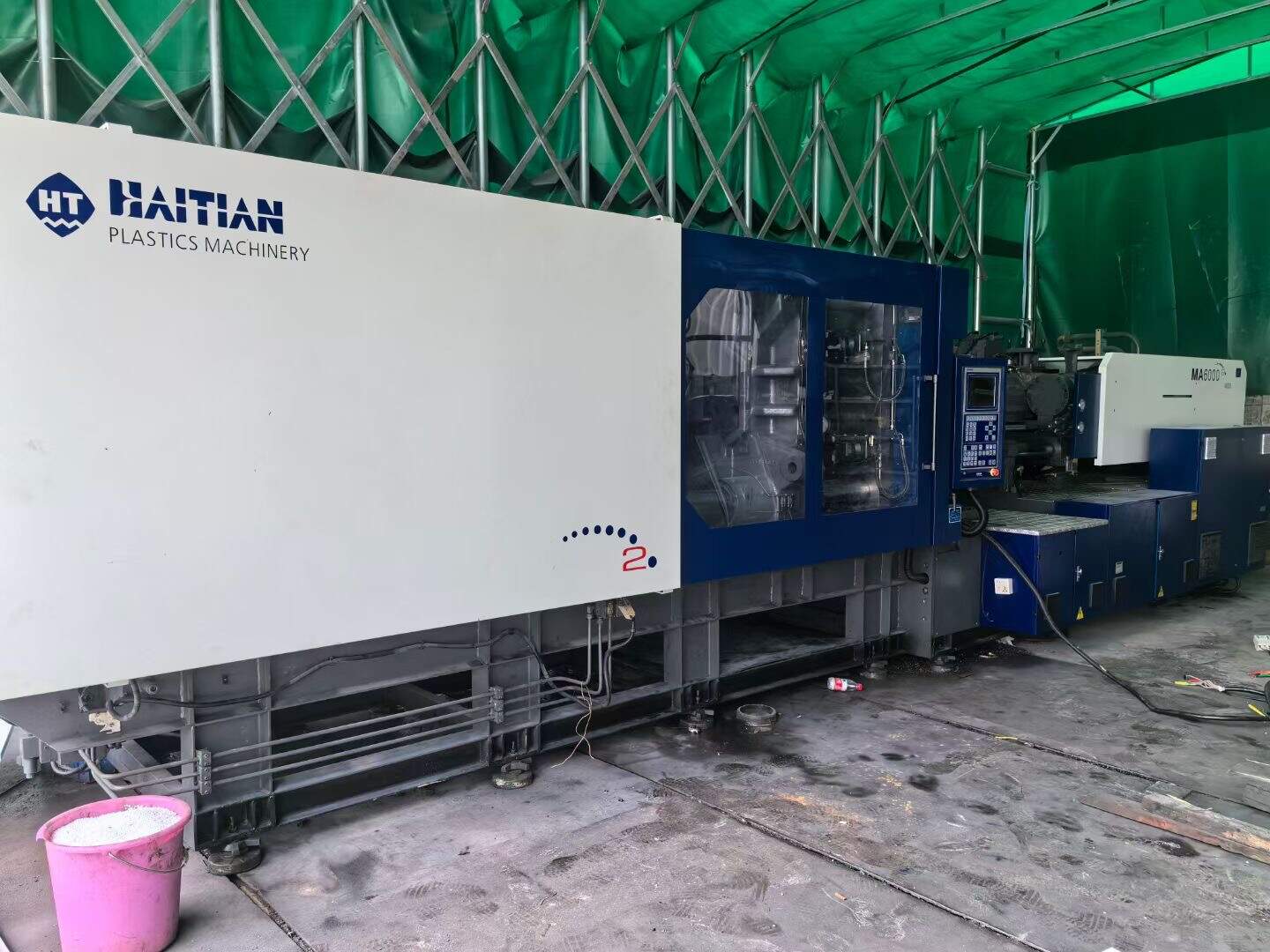 Factory price old Used Haitian 600 ton servo plastic injection molding machine large plastic product