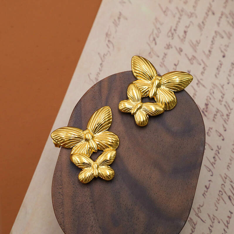 Retro palace style matte retro gold stainless steel butterfly metal earrings popular design earrings (3).jpg