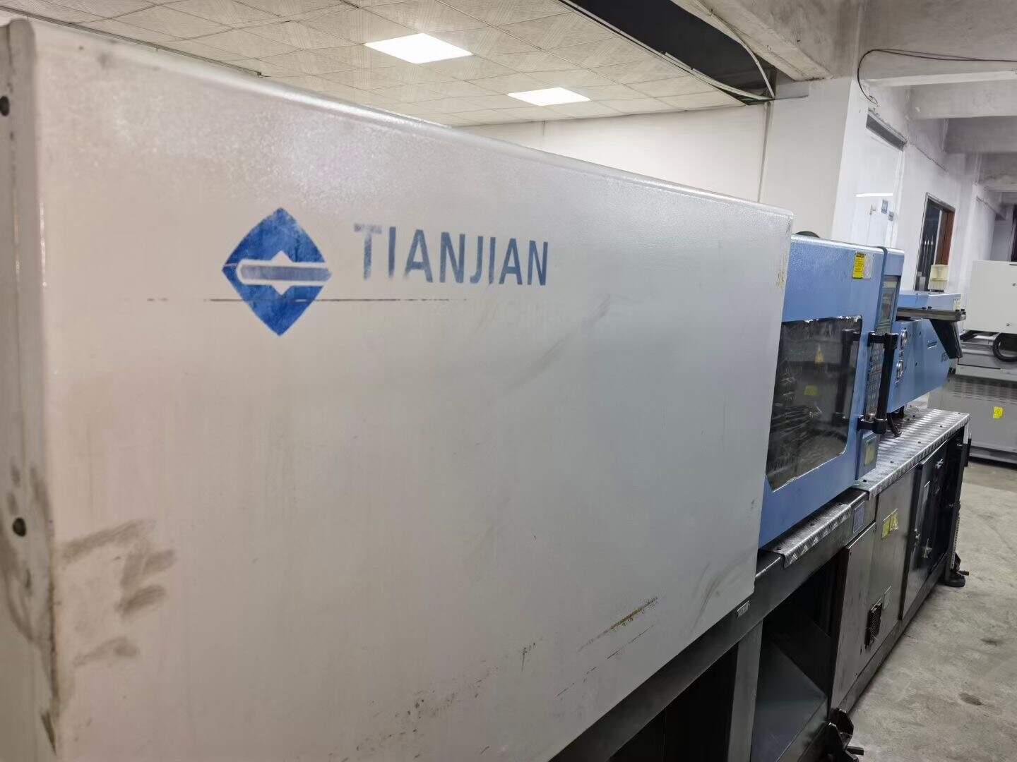 Factory price second-hand injection molding machine Haitian International export version Tianjian 120 tons cost save