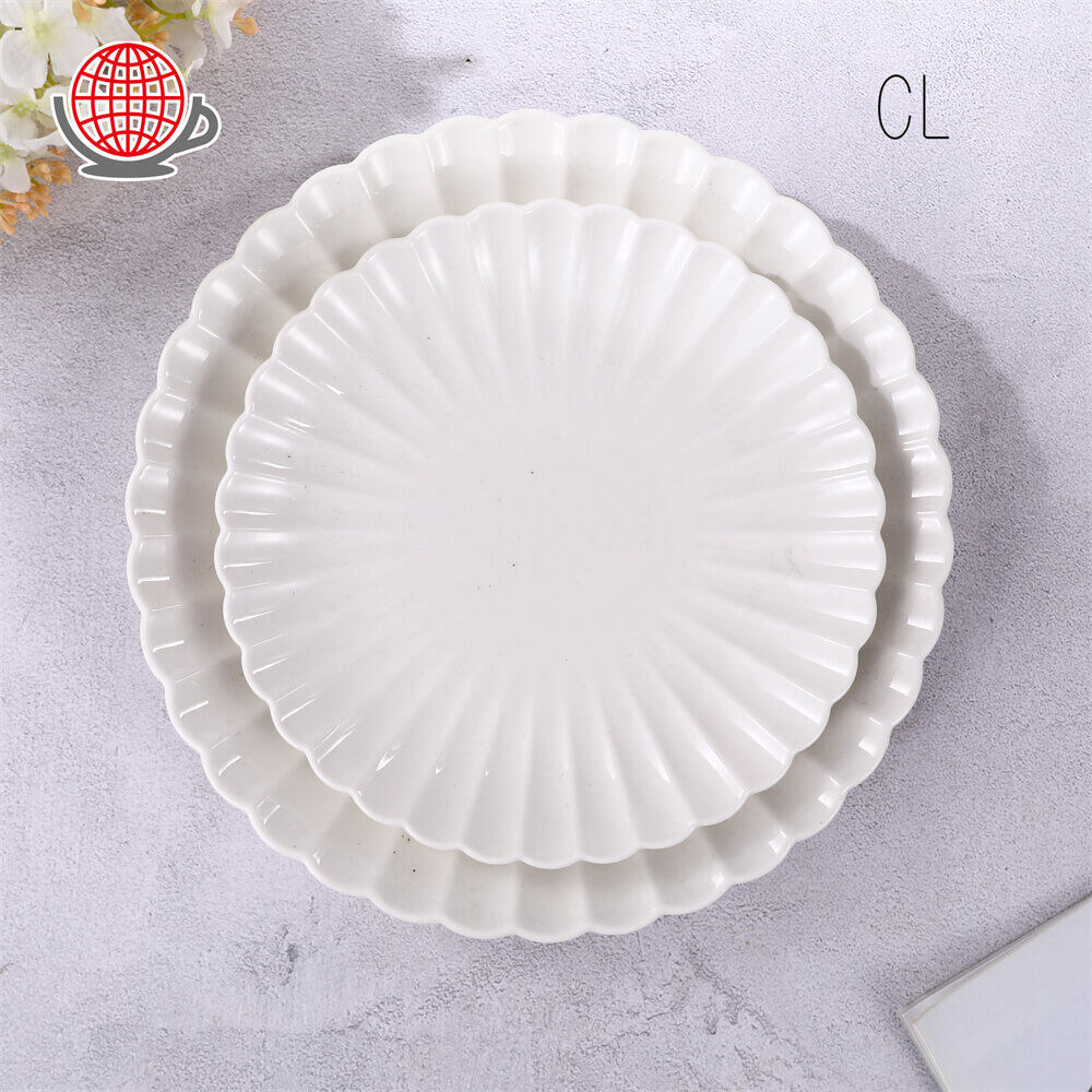 flower-shaped-pretty-dinnerware.jpg