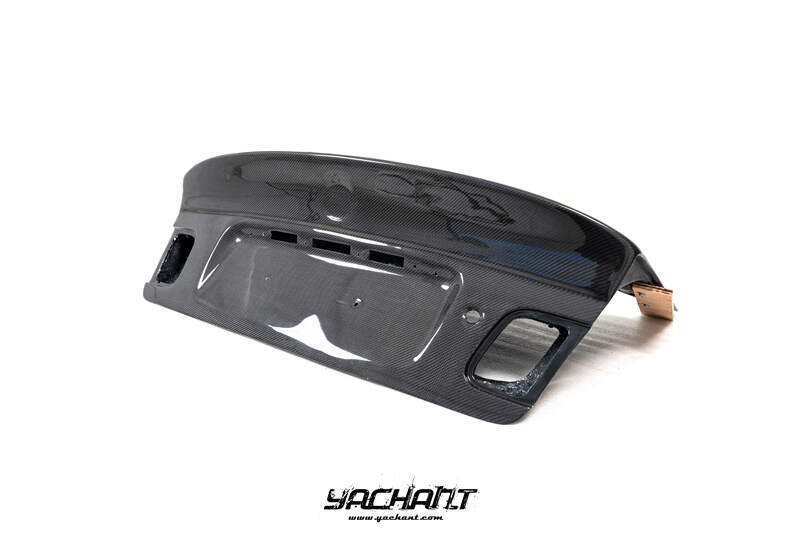 YCBM46038FCF 1998-2005 BMW E46 3 Series 4D Sedan & M3 CSL Style Trunk Boot Lid CF (5).jpg