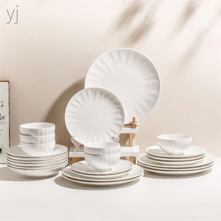 Best White Dishware: Elevate Your Dining Experience with Timeless Elegance