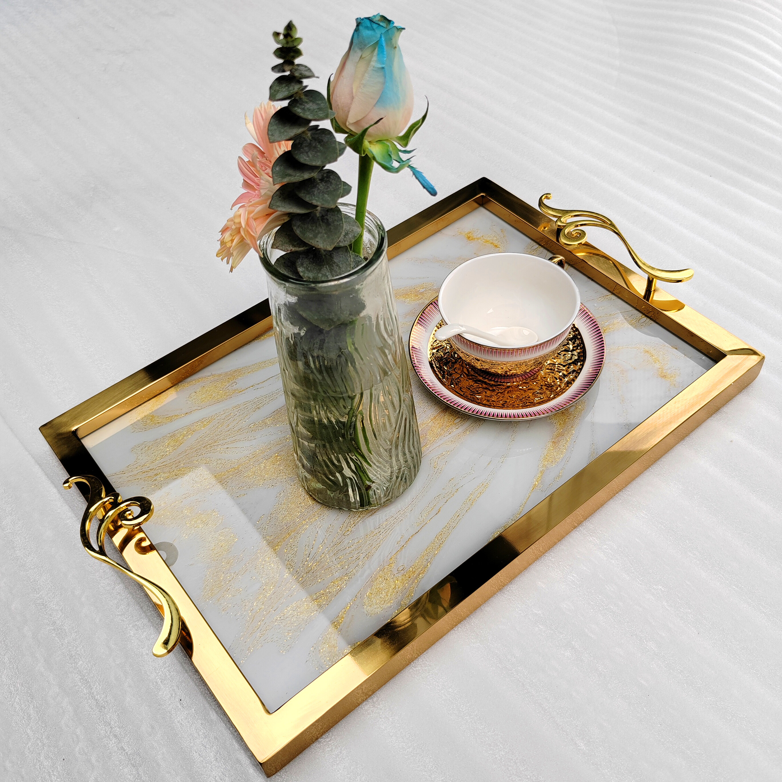 dining room tray，luxury gold tray，restaurant tray，304 stainless steel，rectangular Italian design，villa hotel bathroom decoration tray，tray furniture