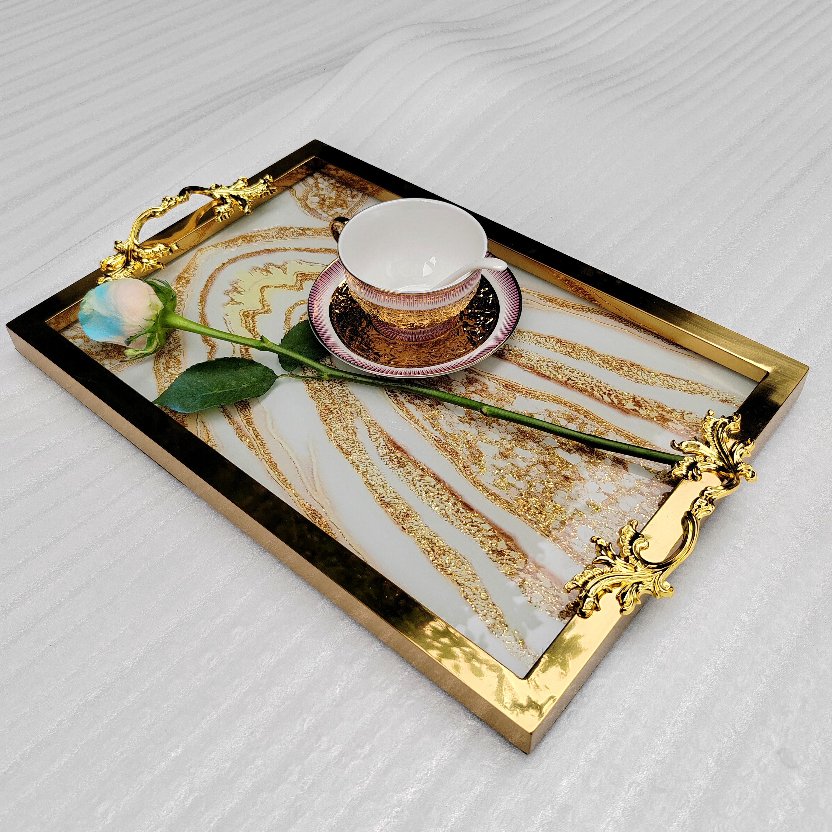 dining room tray，luxury gold tray，restaurant tray，304 stainless steel，rectangular Italian design，villa hotel bathroom decoration tray，tray furniture