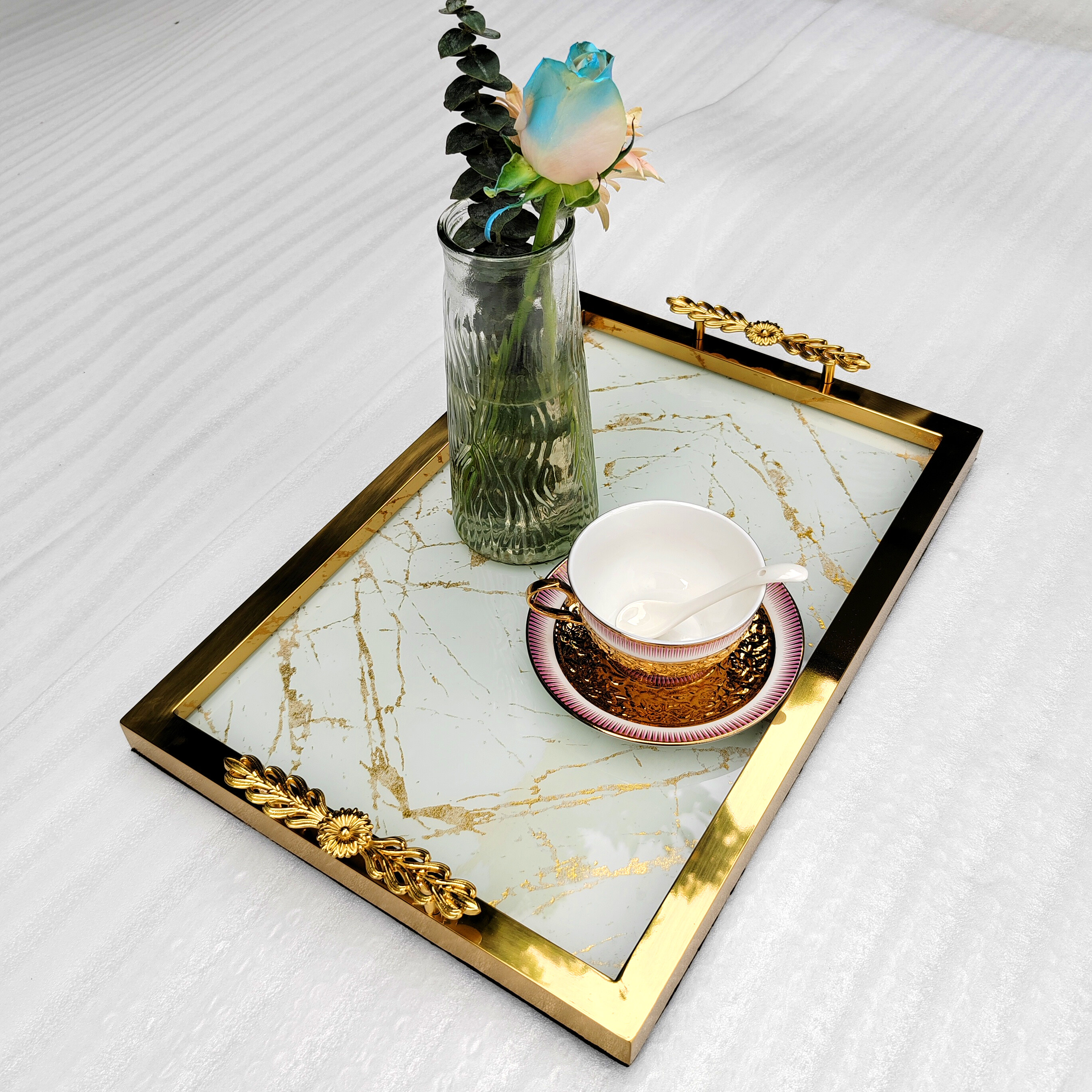 dining room tray，luxury gold tray，restaurant tray，304 stainless steel，rectangular Italian design，villa hotel bathroom decoration tray，tray furniture