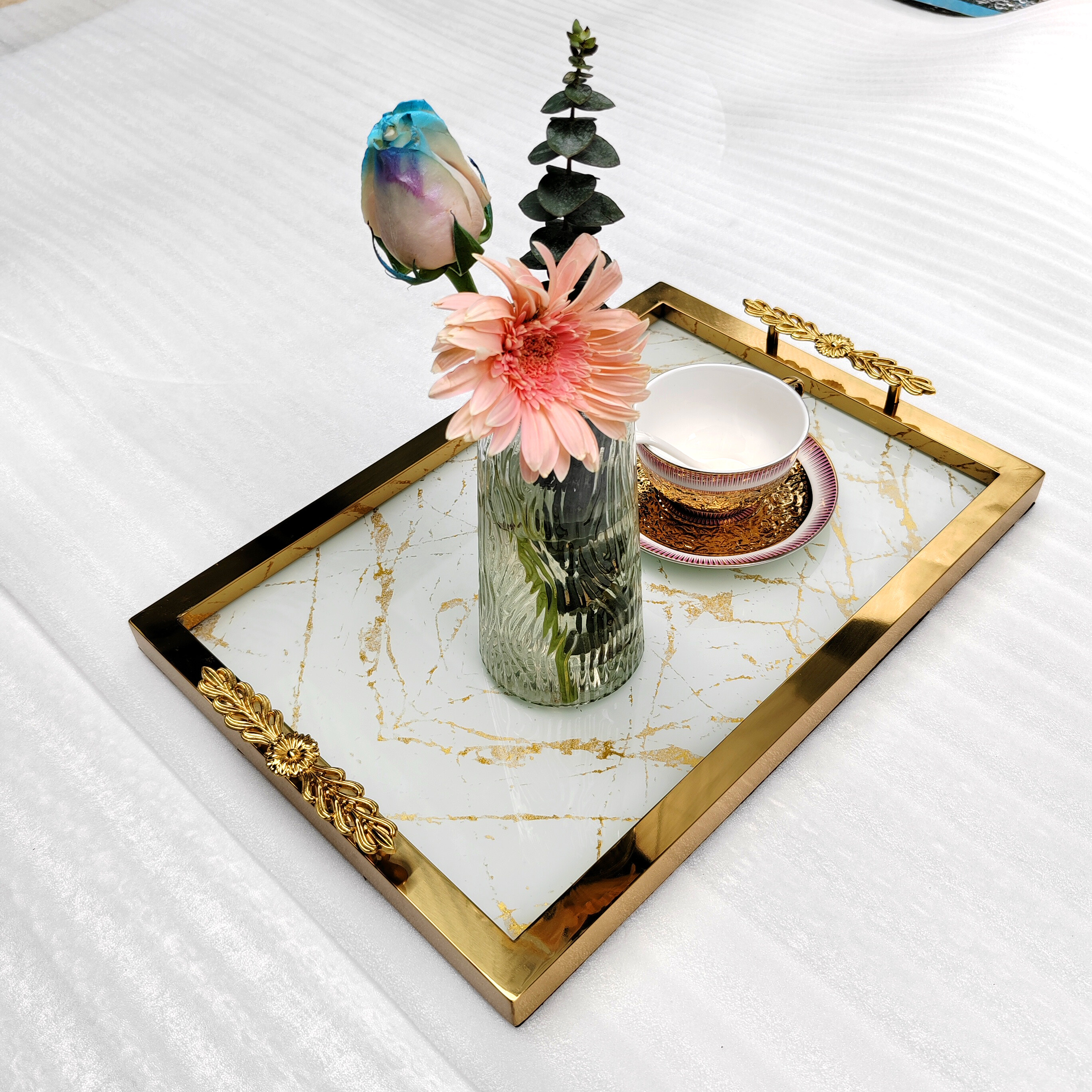 dining room tray，luxury gold tray，restaurant tray，304 stainless steel，rectangular Italian design，villa hotel bathroom decoration tray，tray furniture