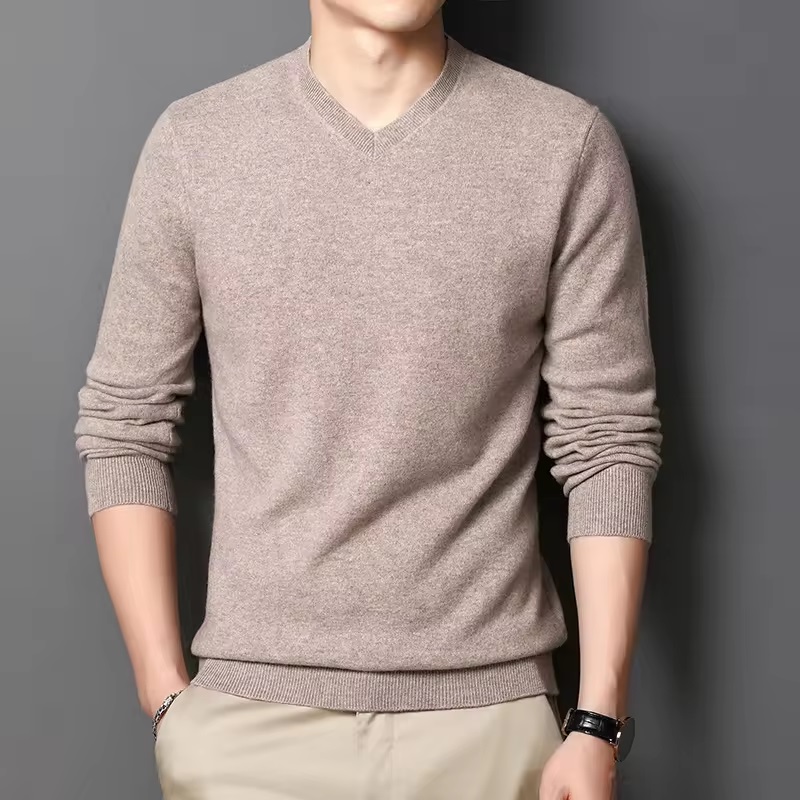 Men's V-neck Pullover