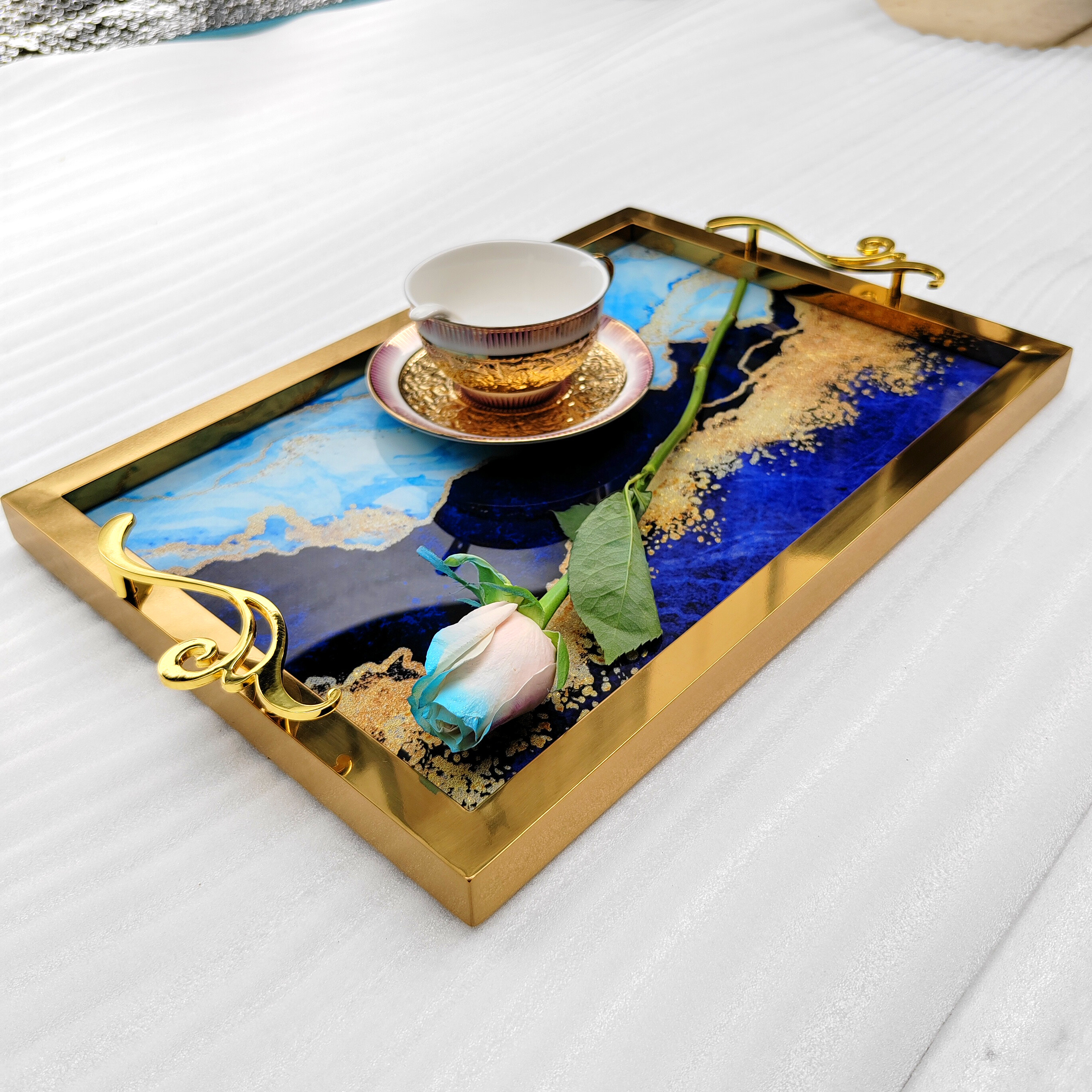 dining room tray，luxury gold tray，restaurant tray，304 stainless steel，rectangular Italian design，villa hotel bathroom decoration tray，tray furniture