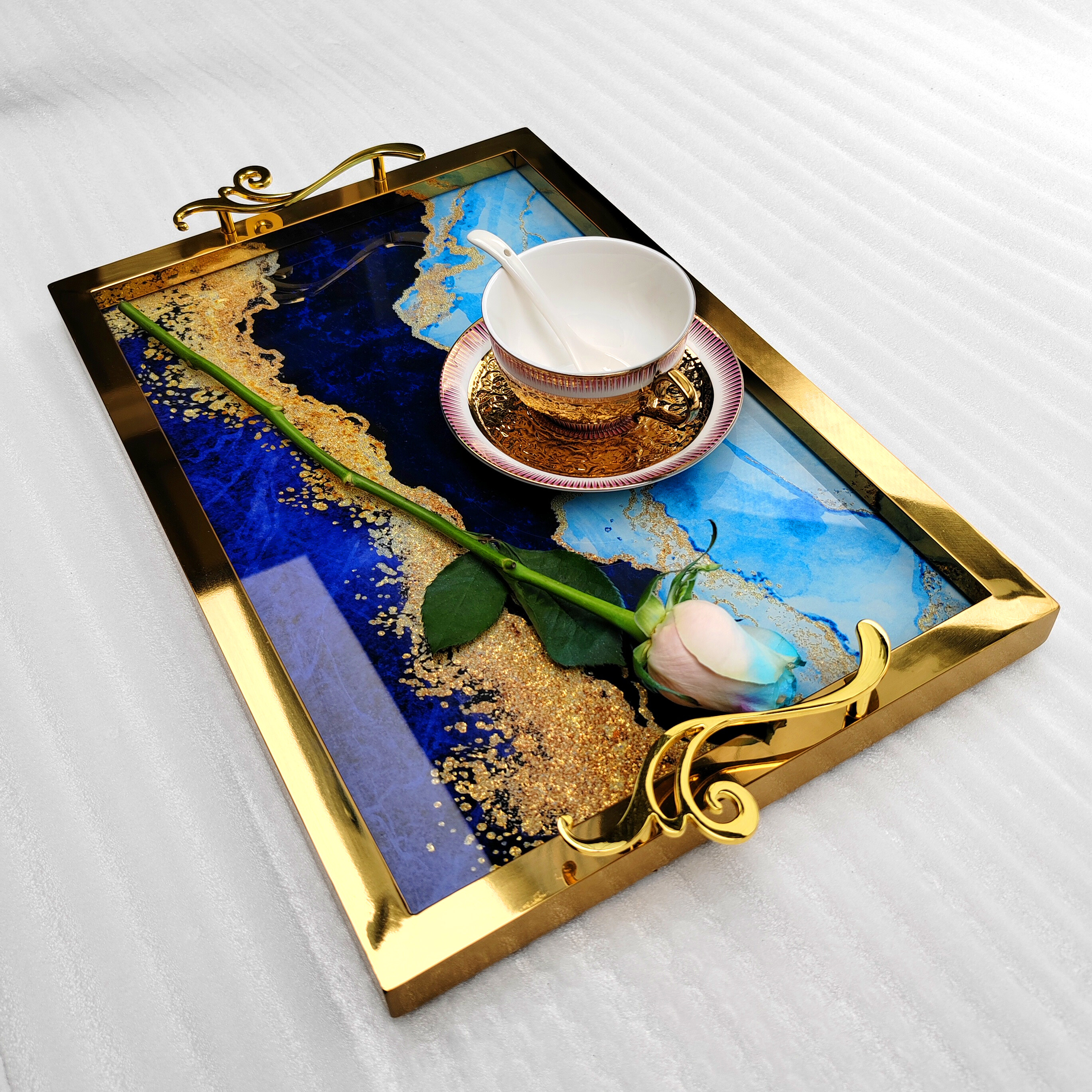 dining room tray，luxury gold tray，restaurant tray，304 stainless steel，rectangular Italian design，villa hotel bathroom decoration tray，tray furniture