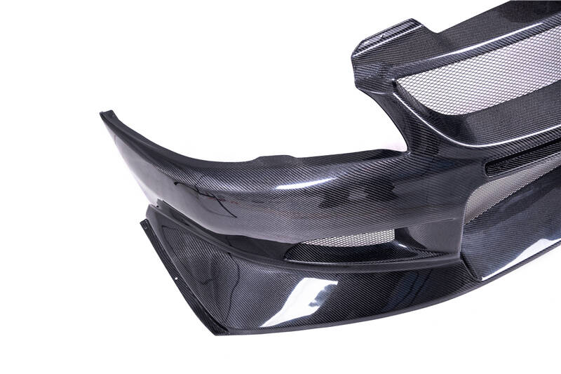 YCE79091CF 2004-2007 Mitsubishi Lancer Evolution 8-9 Voltex Cyber Version Style Front Bumper  CF (21).jpg