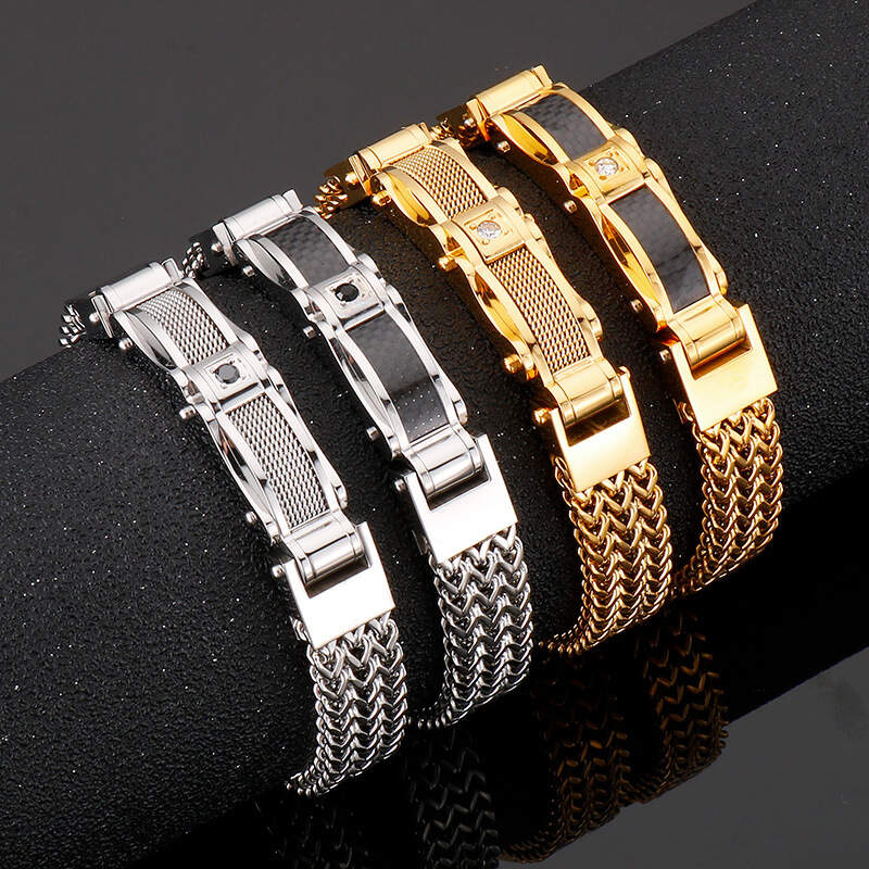 Foreign trade e-commerce supply wholesale European and American fashionistas’ creative new products golden stainless steel men’s diamond bracelets (14).jpg