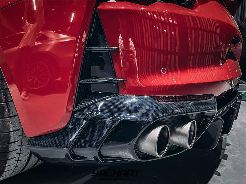 YCFR812004SDCF 2017-2020 Ferrari 812 Superfast MSY Softkit Style Rear Diffuser DCF with Brake Light  (105).jpg