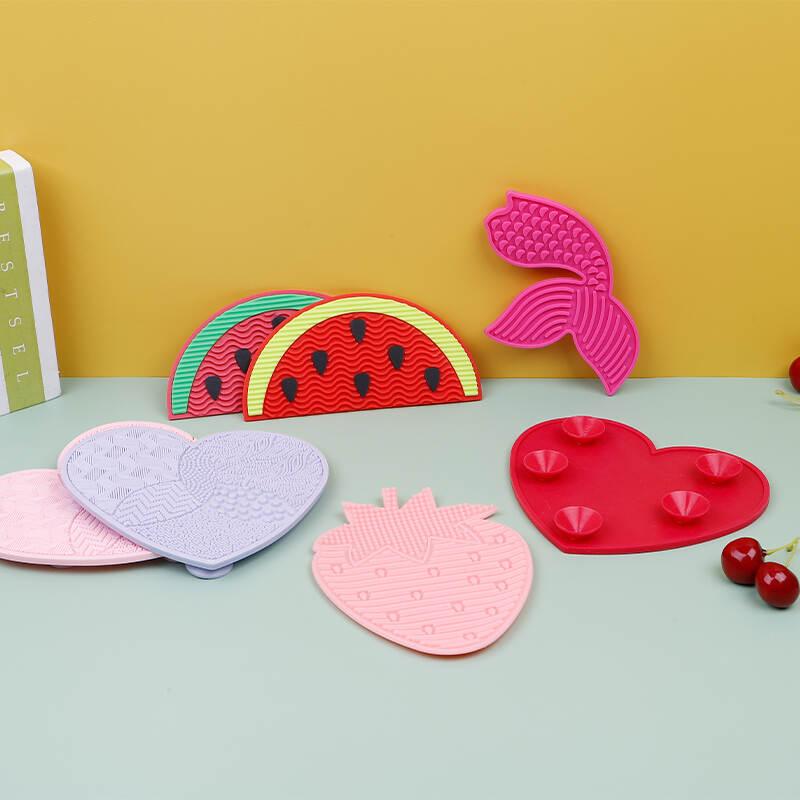 silicone watermelon-shaped makeup wash pad