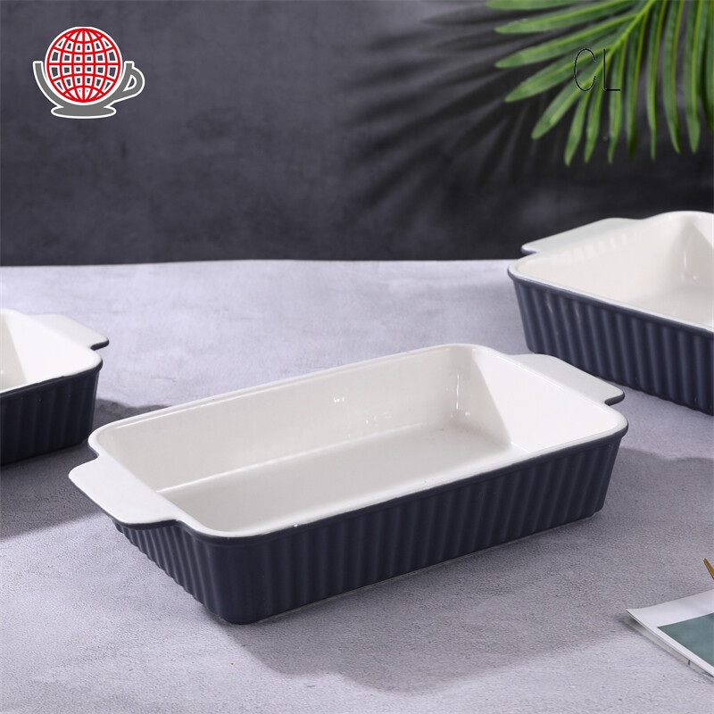 deep-blue-and-white-ceramic-baking-pan.jpg