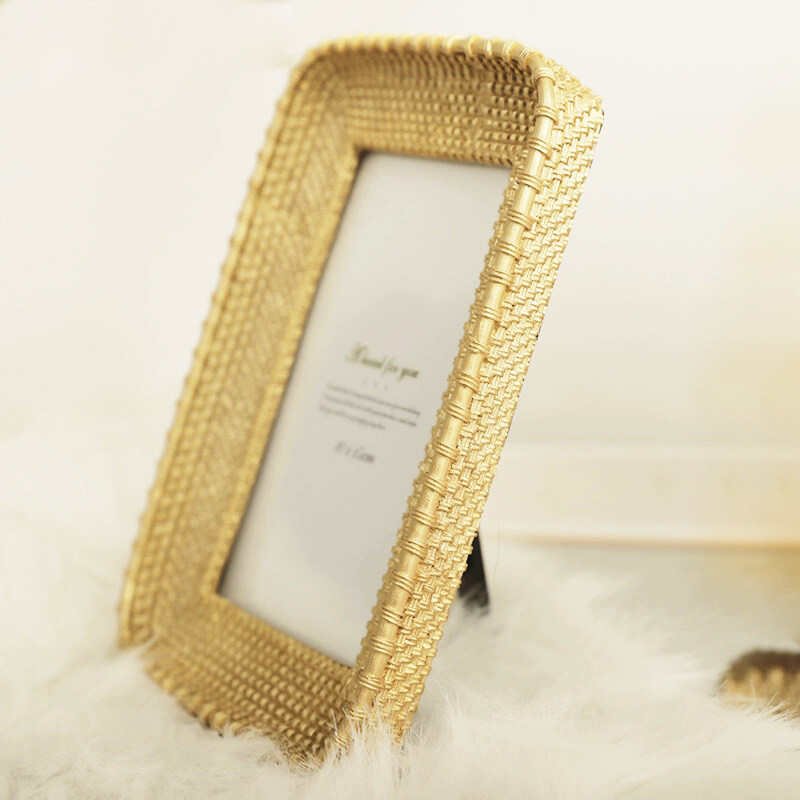 8" Gold Edged Luxury Resin Photo Frame Display Desktop Ornament Home and Wedding Photo Frame Wall Decoration