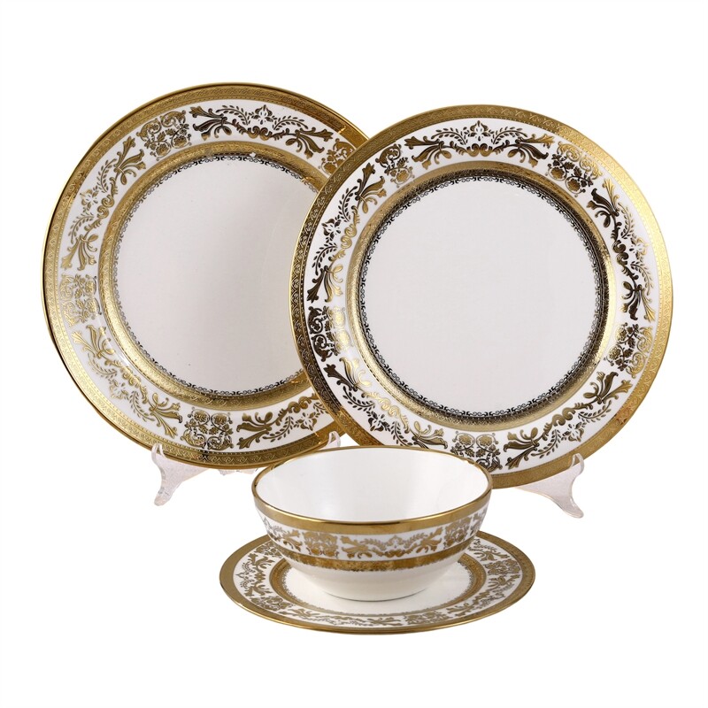 decorative dinnerware, white and gold dinner plates, chinese porcelain dishes