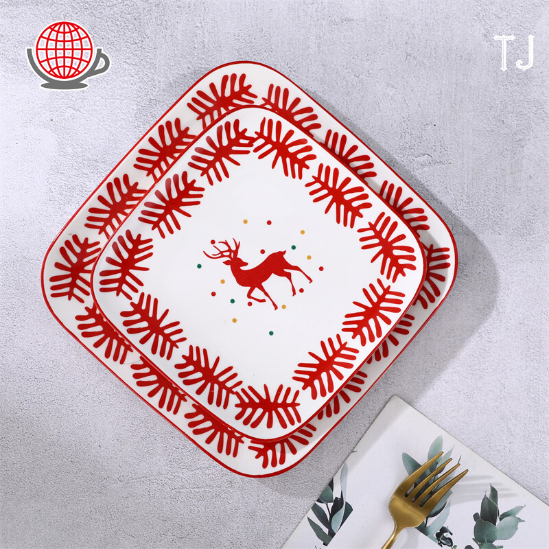 square-red-reindeer-christmas-plates-set.jpg