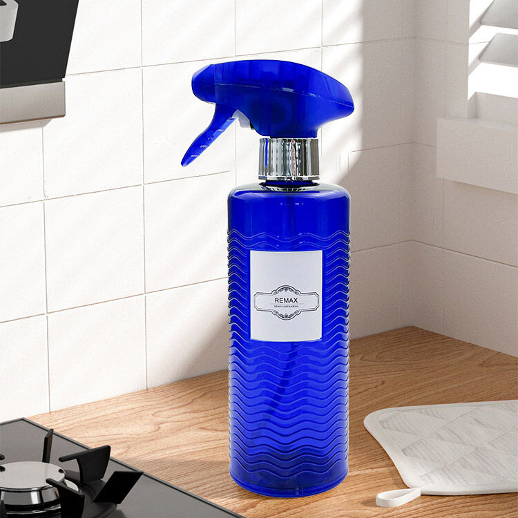 500ml Blue Plastic Hand-held Spray Bottle With Blue Nozzle