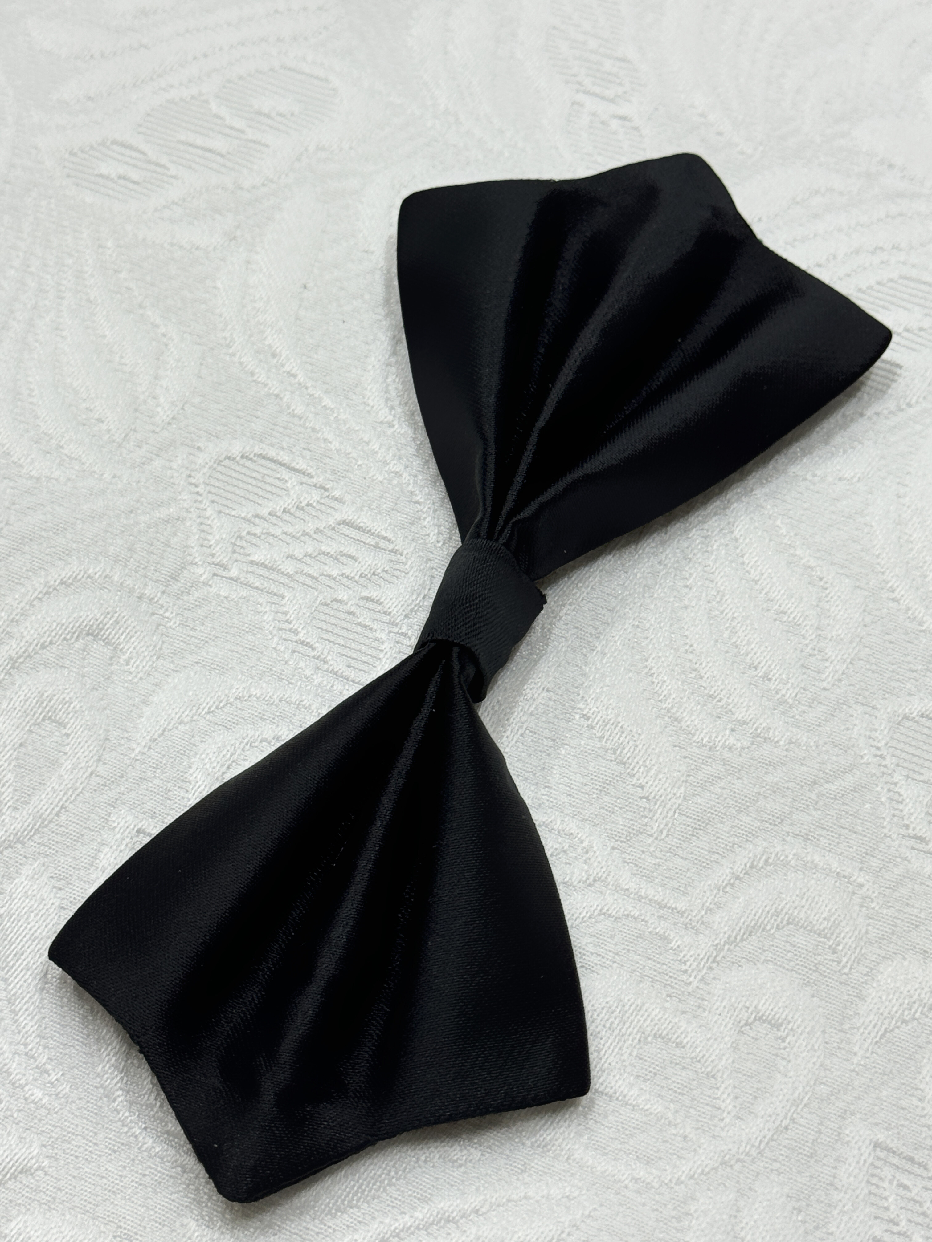 custom bow tie