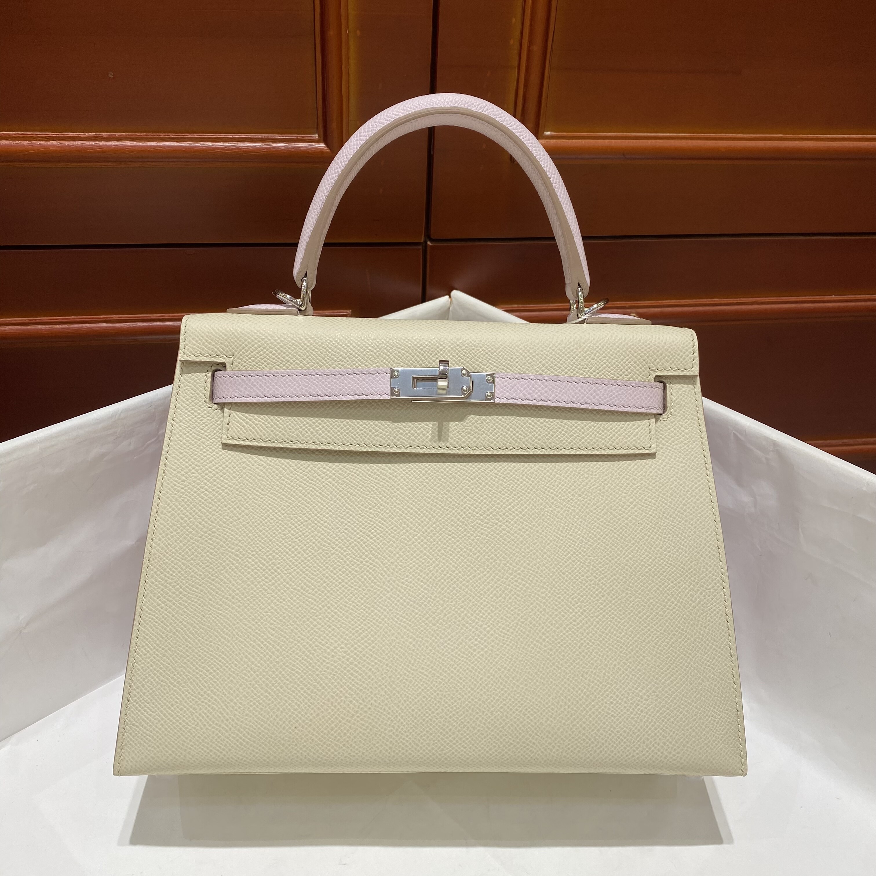 handle bags wholesale, bulk leather bags, white shoulder leather bag