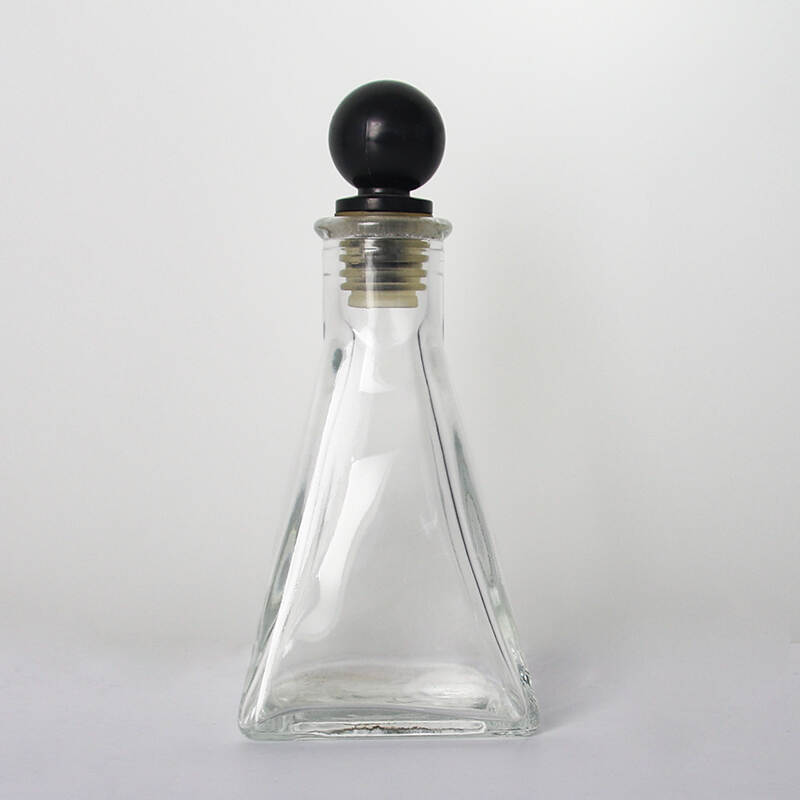 Pyramid Shape Elegant Home Fragrance Aromatherapy Reed Diffuser Refill Glass Bottles