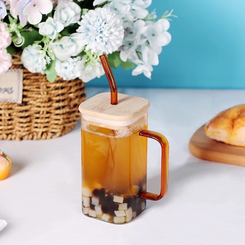 Hot Selling 510ml (17oz) Square Glass Drinking Beer Juice Milk Can Cup with Colored Handle Bamboo Lid and Glass Straw