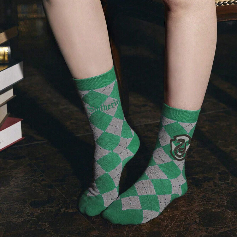 Harry Potter | ROMWE 1pair Women Plaid & Letter Graphic Crew Socks