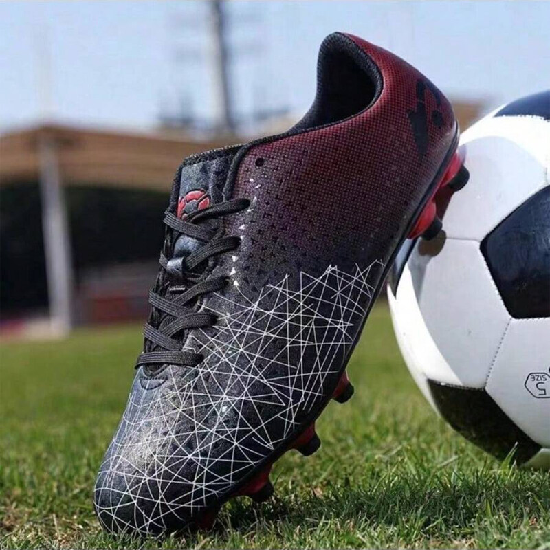 Men's Soccer Shoes Child Equipment Boys & Girls Anti-Slip Soccer Training Shoes Ronaldo  Cleats