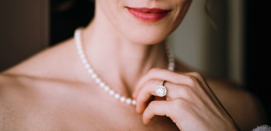 Bridal Set Jewelry Sale: A Guide to Finding the Perfect Piece