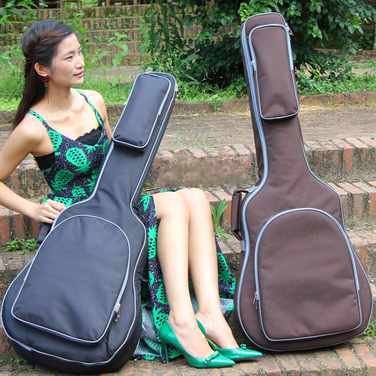 estuche de guitarra, estuche de guitarra acústica, estuches de guitarra personalizadas, estuche de guitarra impermeable, estuche de guitarra para al aire libre