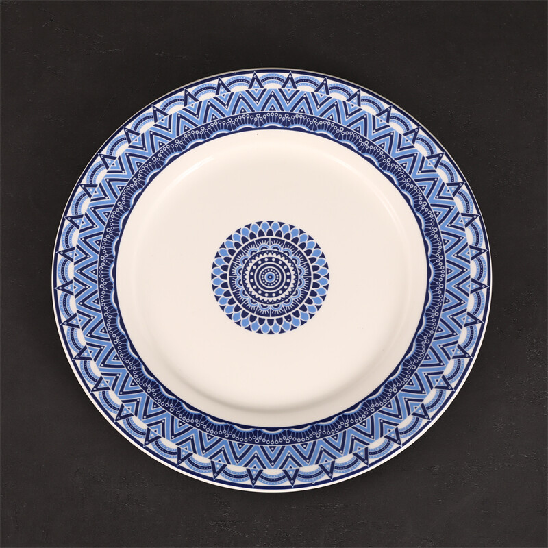 white and blue crockery, best ceramic dishes, quality dinner plates