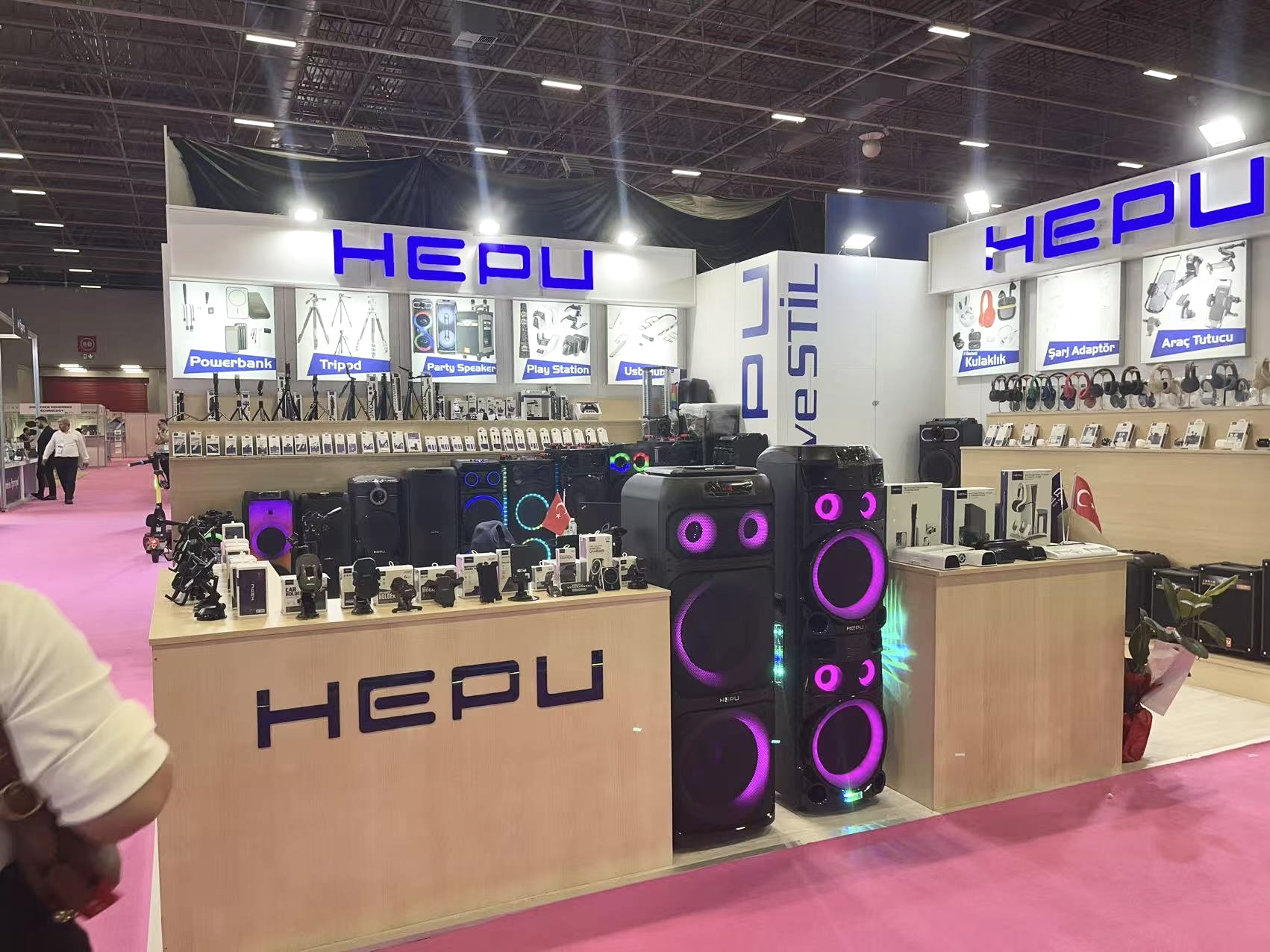 Foshan Hepu Chuangyue Technology Co., Ltd. Showcases at the Turkey Expo: Innovation and Quality in 3C Electronics