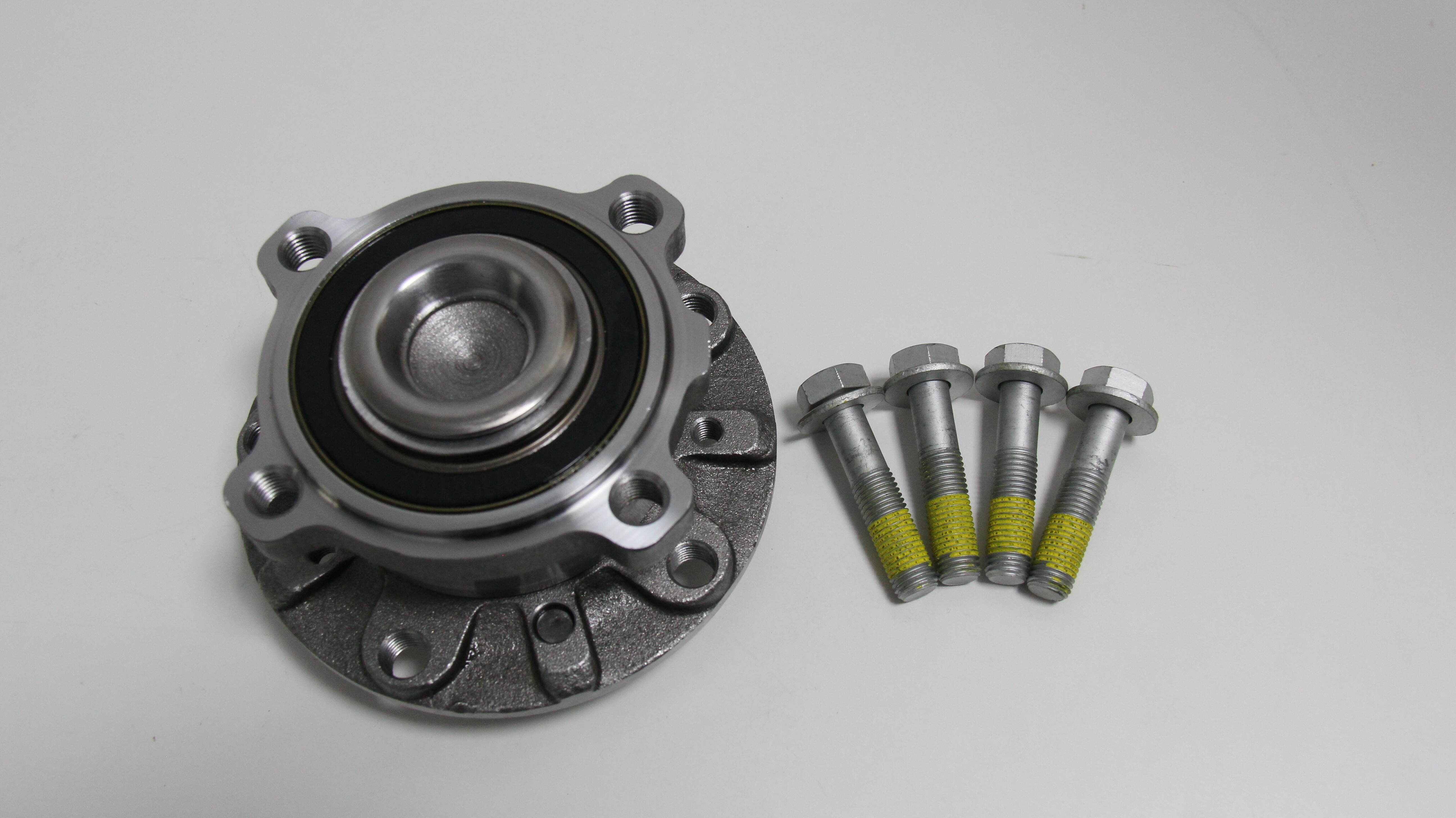 31222229360 VKBA3672 BMW 5 1998 - 2003 WHEEL HUB UNIT KITS