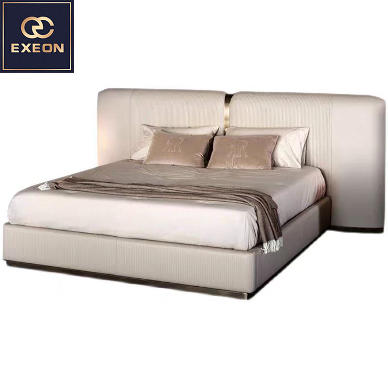 Fashion Italian light luxury design leather double bed