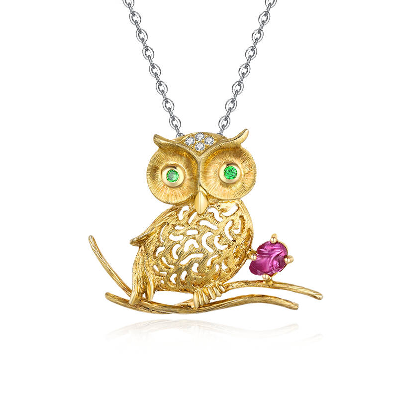 18K Gold Dazzling Owl Necklace Set with Natural Diamonds