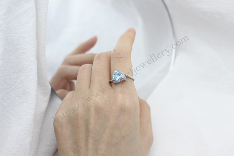 fat triangle Aquamarine gem ring.jpg