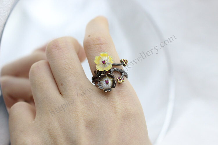 Special texture vintage style sterling silver rings.jpg