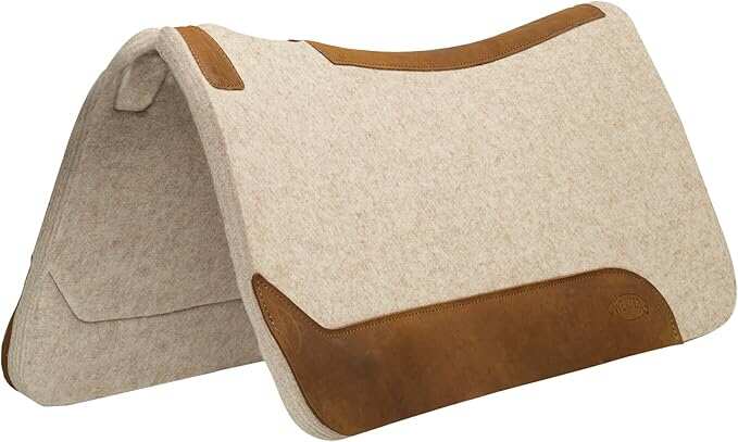 30" x 30" Contoured Wool Blend Felt Horse Saddle Pad, Shock Absorbing Western Saddle Pad for Protection, Durable Equine Supplies