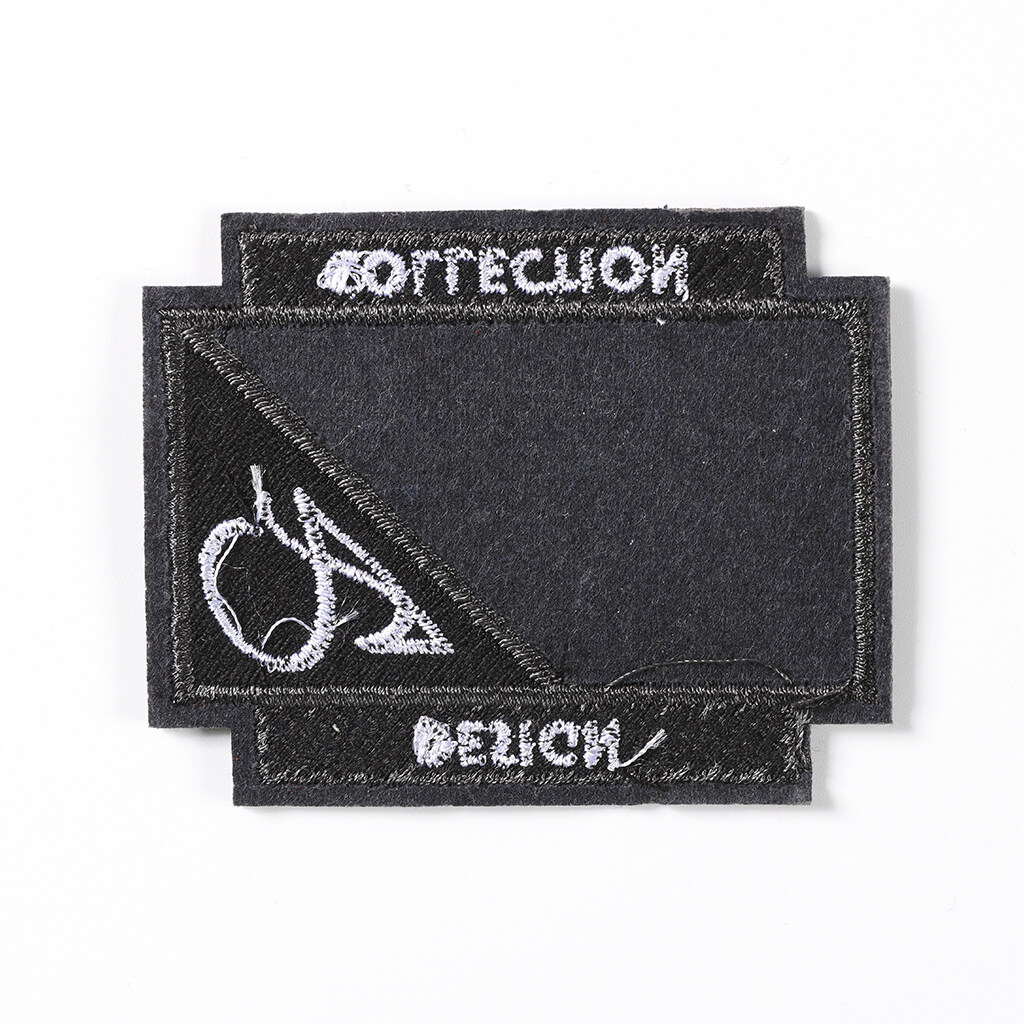 Low Price Custom Velcro Back Polyester Woven Patch - China