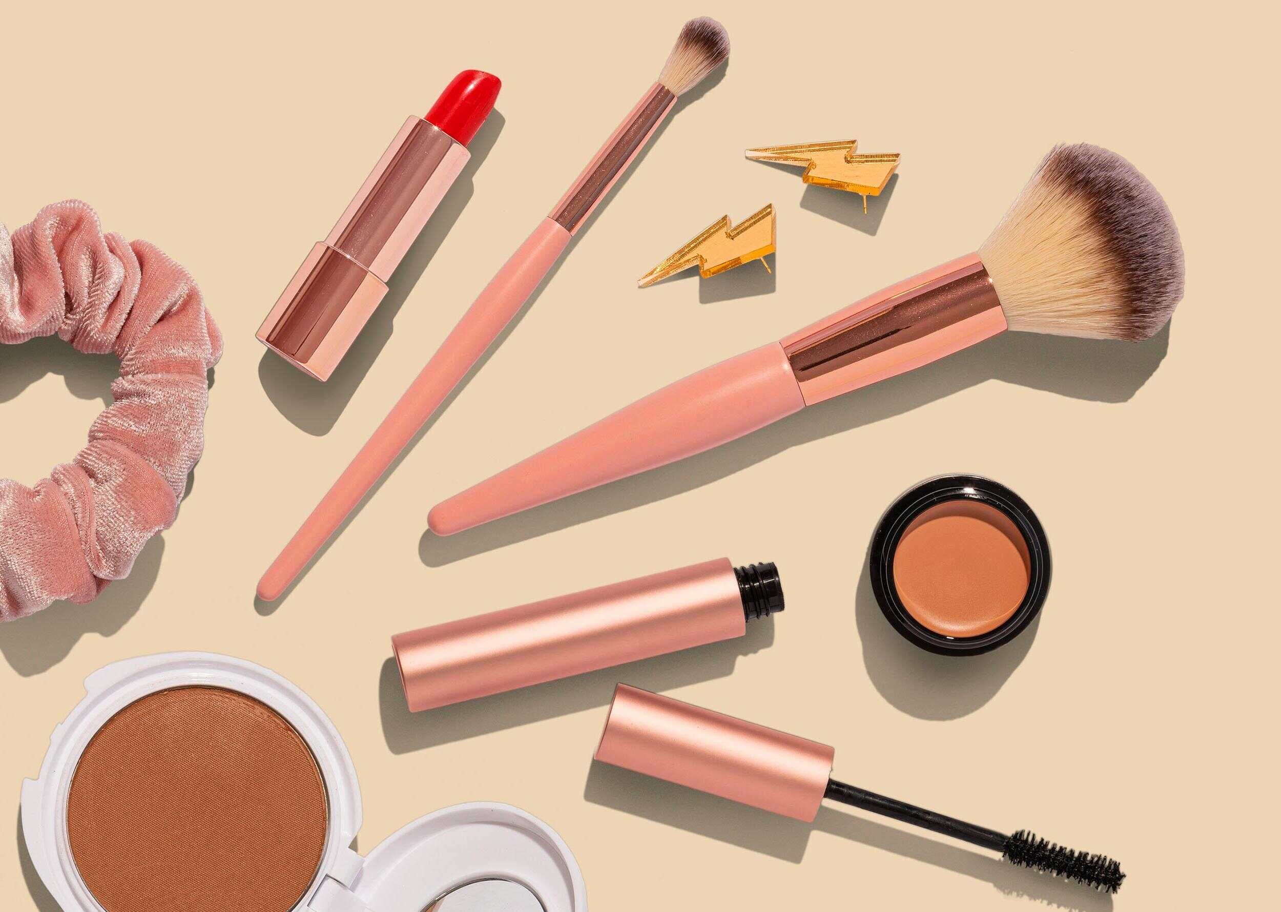 What are the Makeup Essentials for Beginners?