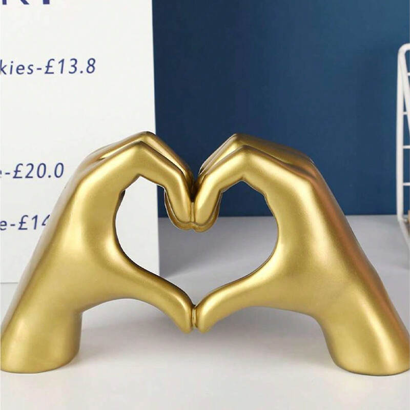 Hand gesture ornament, heart shape resin decoration, resin sculpture, love hand gesture decor, modern home decor, resin craft manufacturer, decorative ornaments supplier, wholesale resin decorations, bulk home decor ornaments