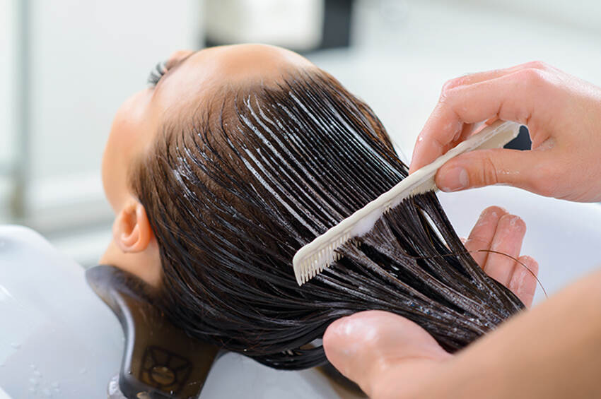 Expert Hair Coloring Tips: A Step-by-Step Guide for Different Hair Types