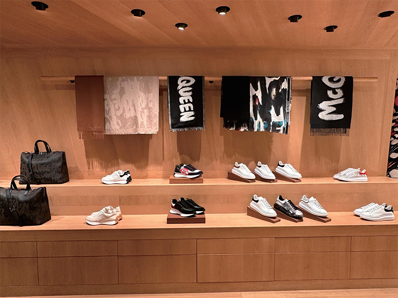 commercial retail lighting
