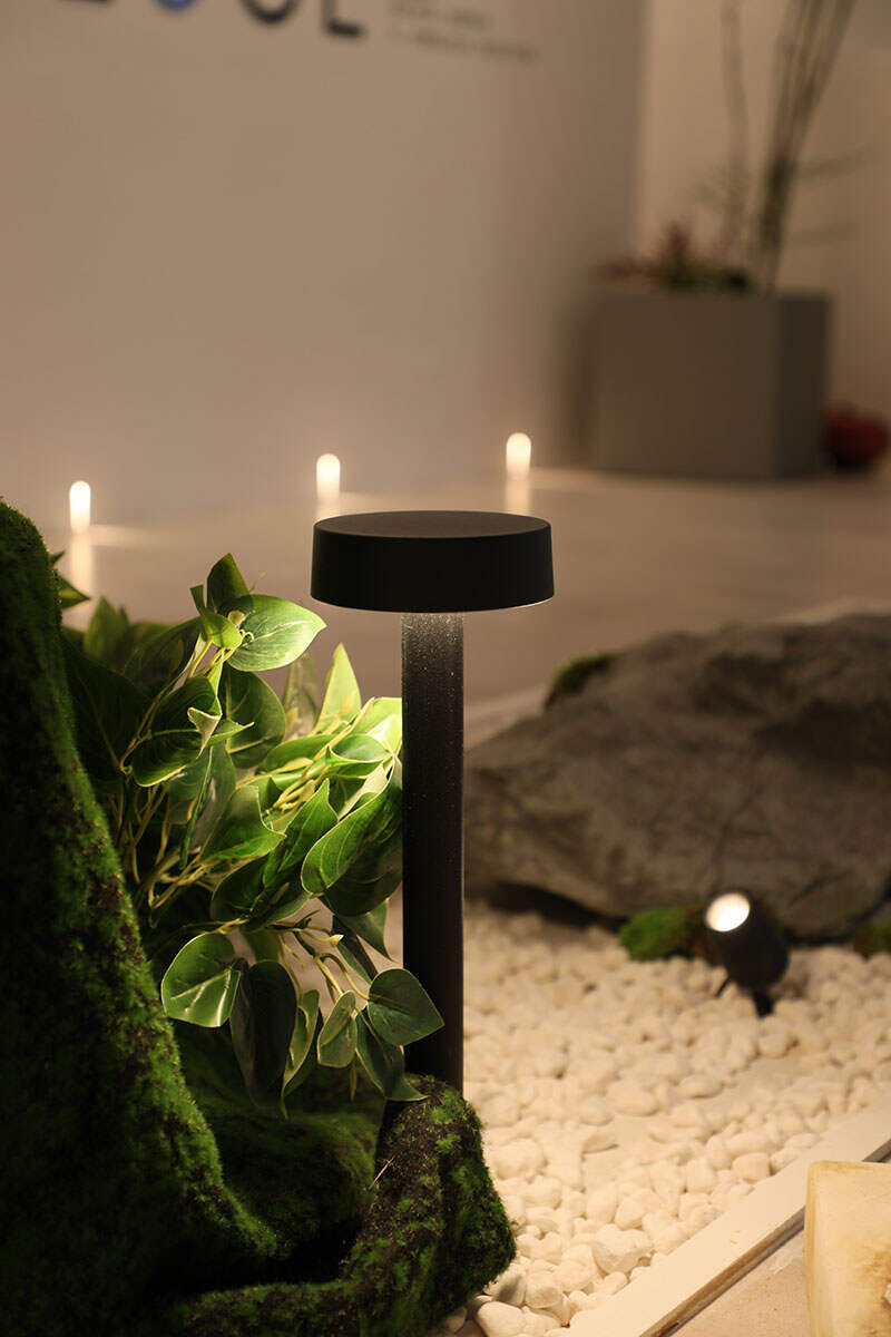 garden bollard lights