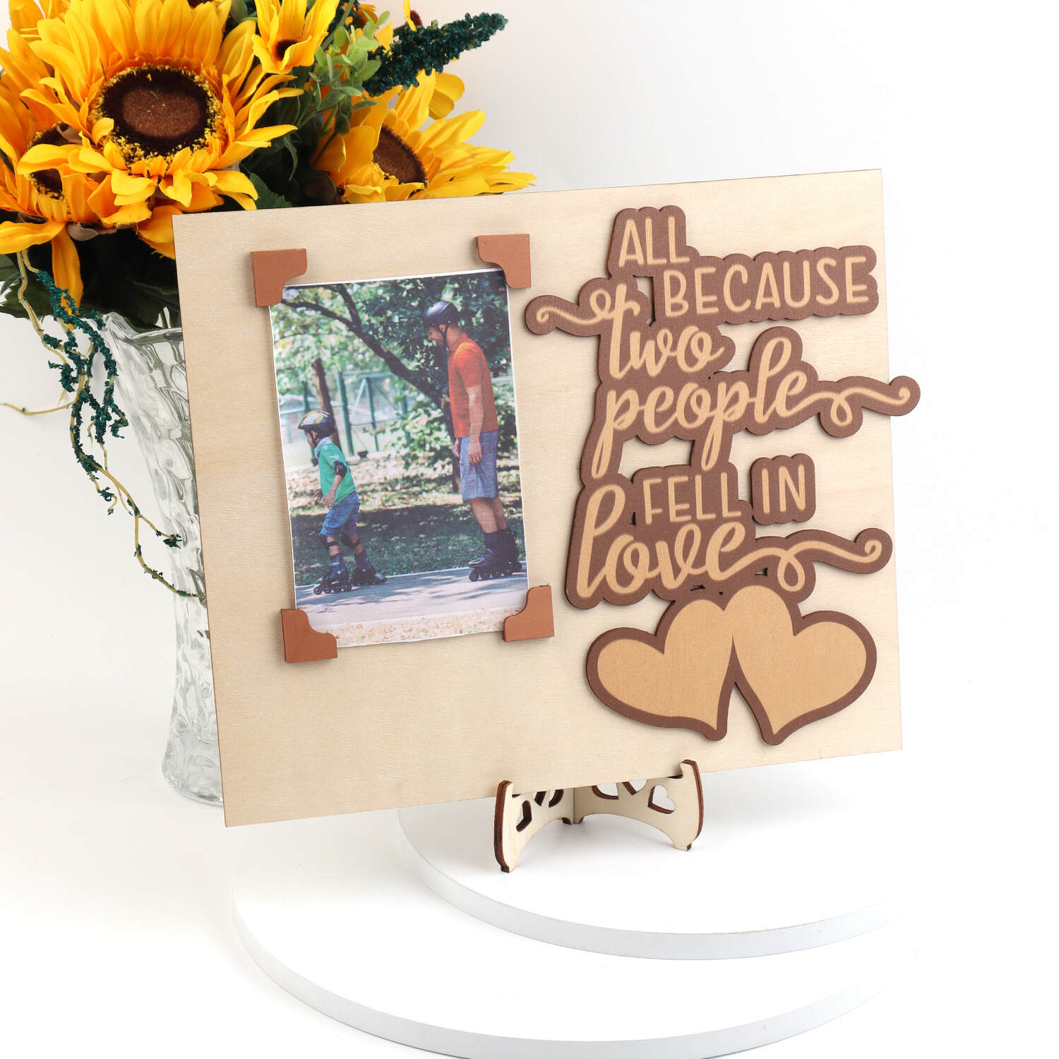 Reusable High Quality Wooden Frames; Heart Fall In Love