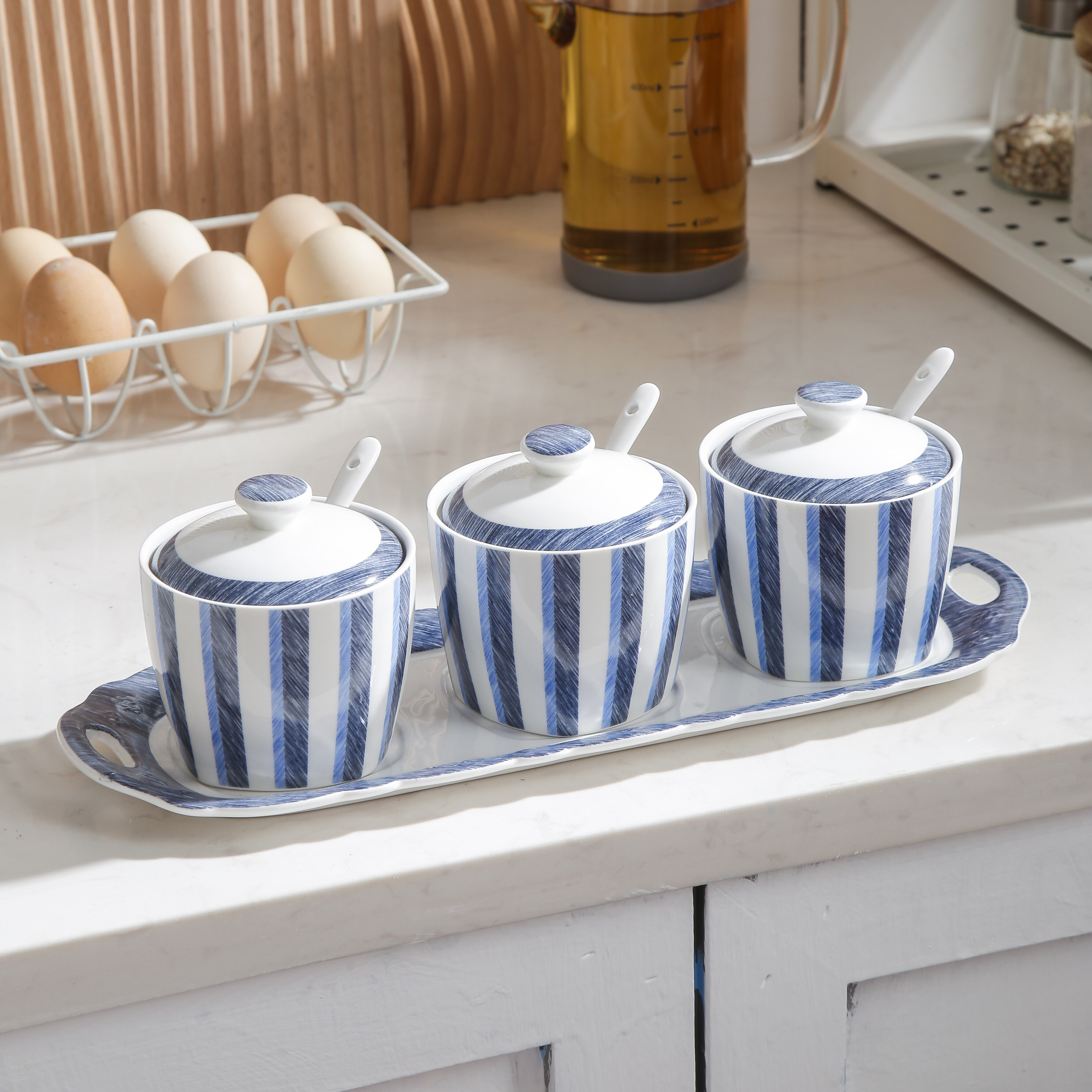 Modern Simple Design Multifunction Kitchen Ceramic Seasoning Jars With Lidded Spoon