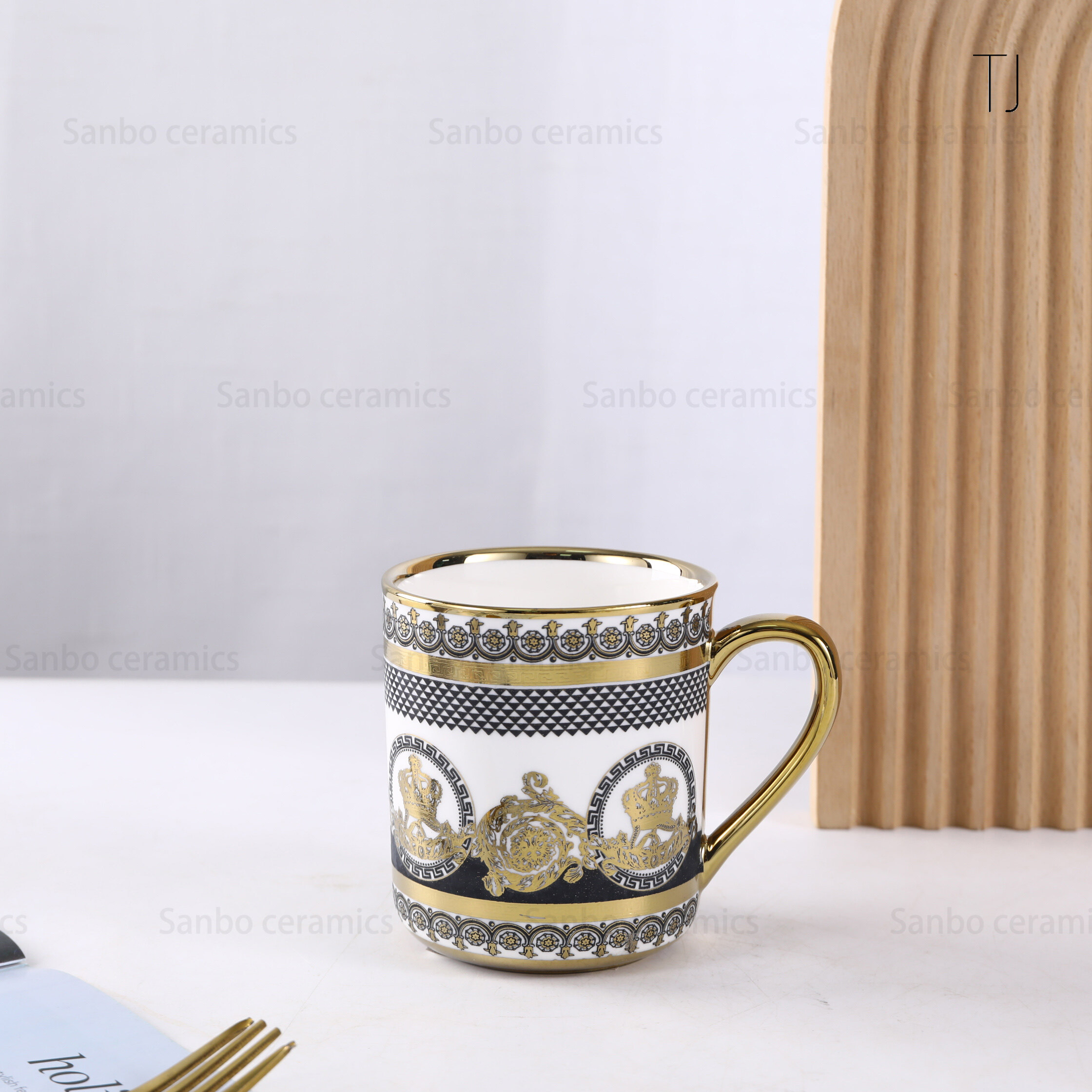 custom ceramic coffee mug with lid, ceramic coffee cup manufacturer