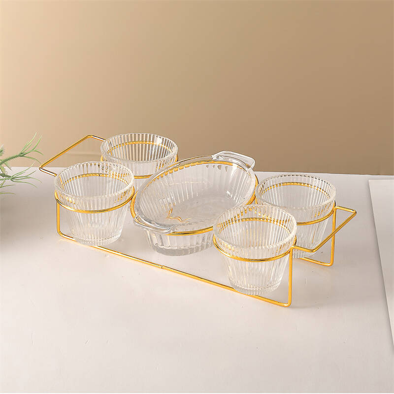 oval-glass-chip-bowl-with-4-cups-angle-view.jpg